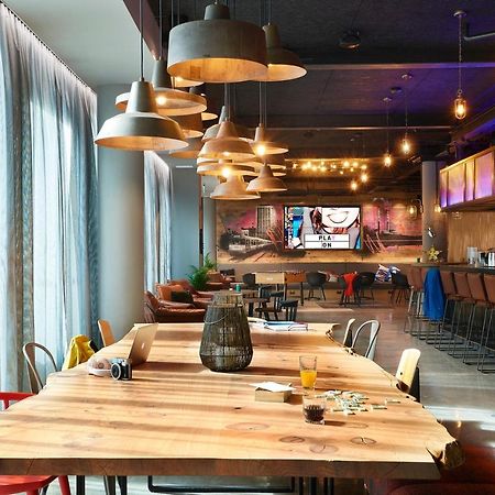 Moxy Dublin City Exterior photo