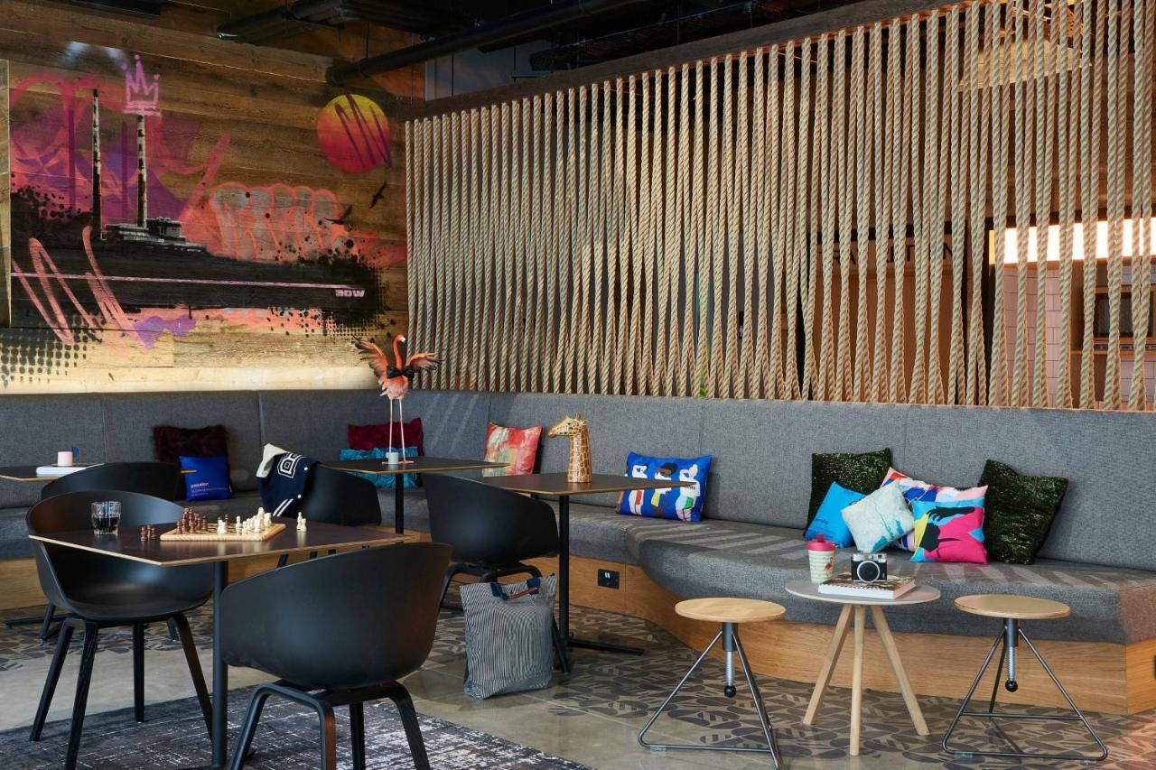 Moxy Dublin City Exterior photo